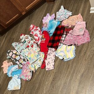 Lot of 23 pieces girls assorted night clothing & Pajama bundle size 4/5